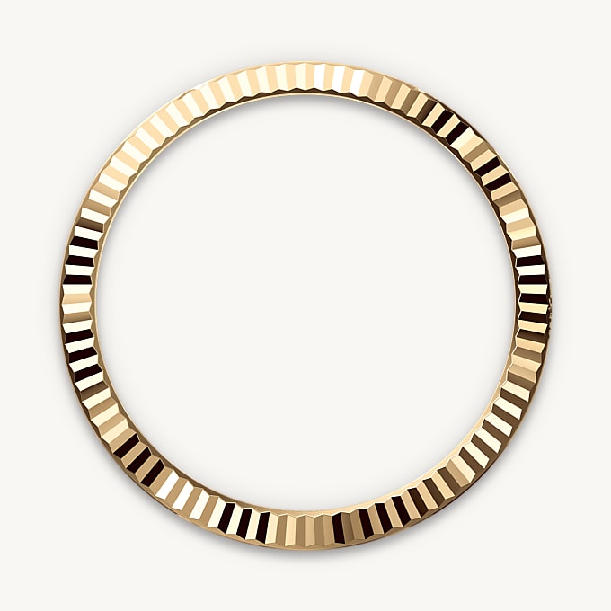 Fluted bezel