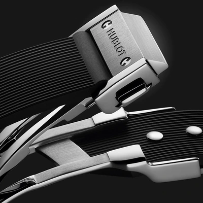 Hublot Classic Fusion Titanium - Model No. 581.NX.1470.RX