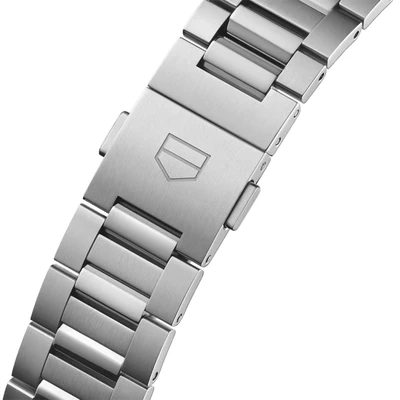 TAG Heuer Carrera Date - Model No. WBN2110.BA0639