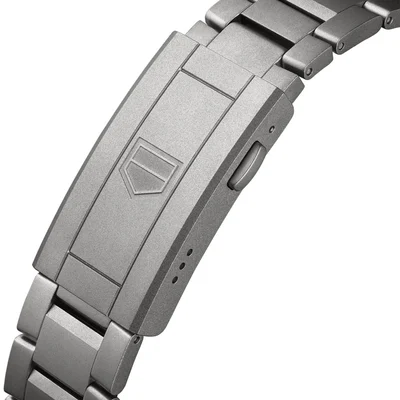 TAG Heuer Aquaracer Professional 200 Solargraph - Model No. WBP1180.BF0000