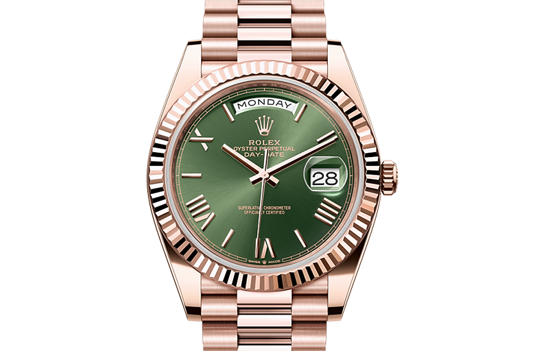 Rolex Day-Date, Oyster, 40 mm, Everose gold, M228235-0025