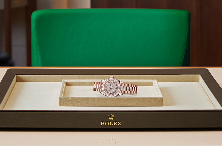 Rolex Lady-Datejust, Oyster, 28 mm, Everose gold and diamonds, M279135RBR-0021