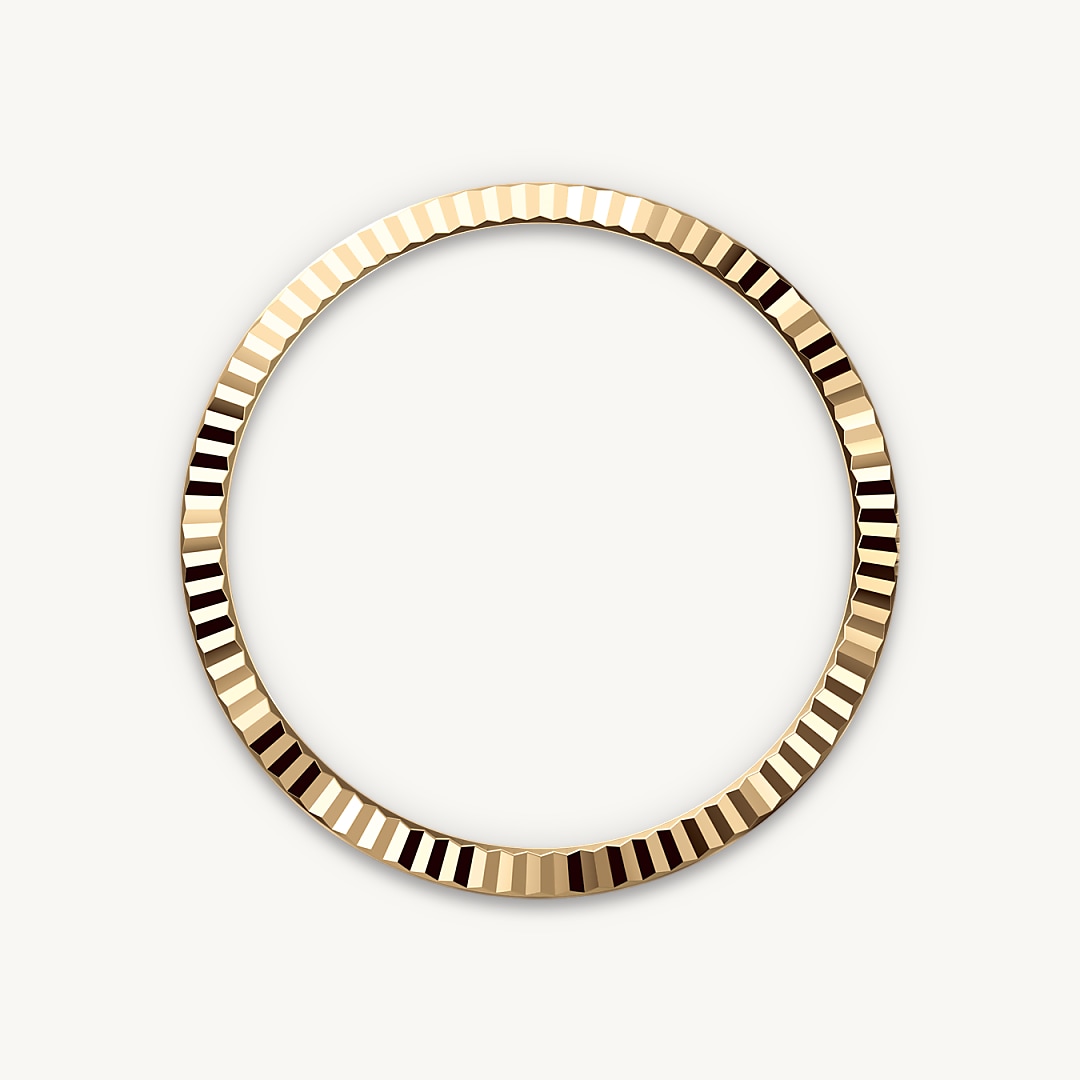 Champagne-colour dial