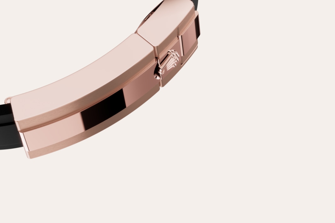 Diamond-Paved Dial