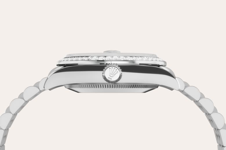 Mother-of-Pearl Dial